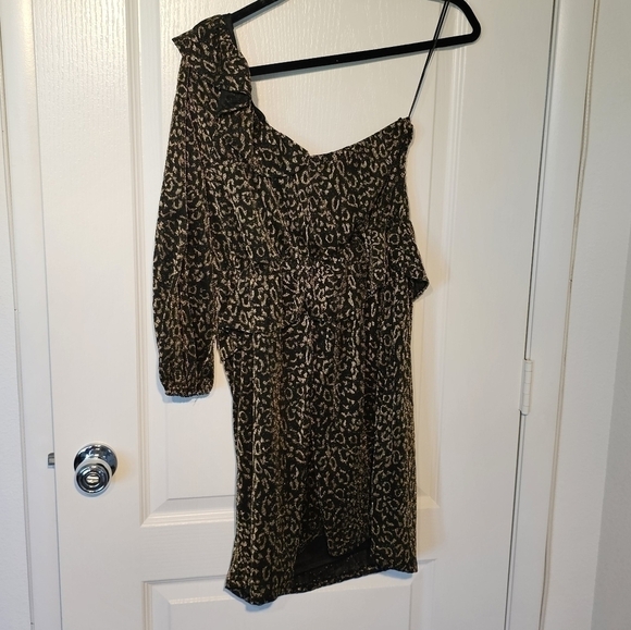 COLLECTIVE CONCEPTS Animal Print One Shoulder Dress Size Large - Picture 4 of 5